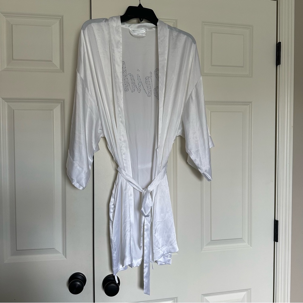 Victoria's Secret White Wrap-Style Robe